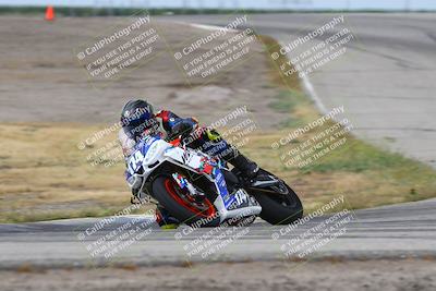 media/May-03-2025-CRA (Sat) [[22b18d099a]]/Races/Race 10/